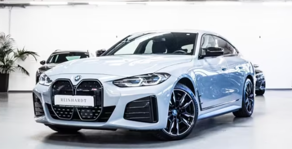 Bmw i4 M50 544ch xDrive GranCoupé Toit ouvrant Gris M Brooklyn