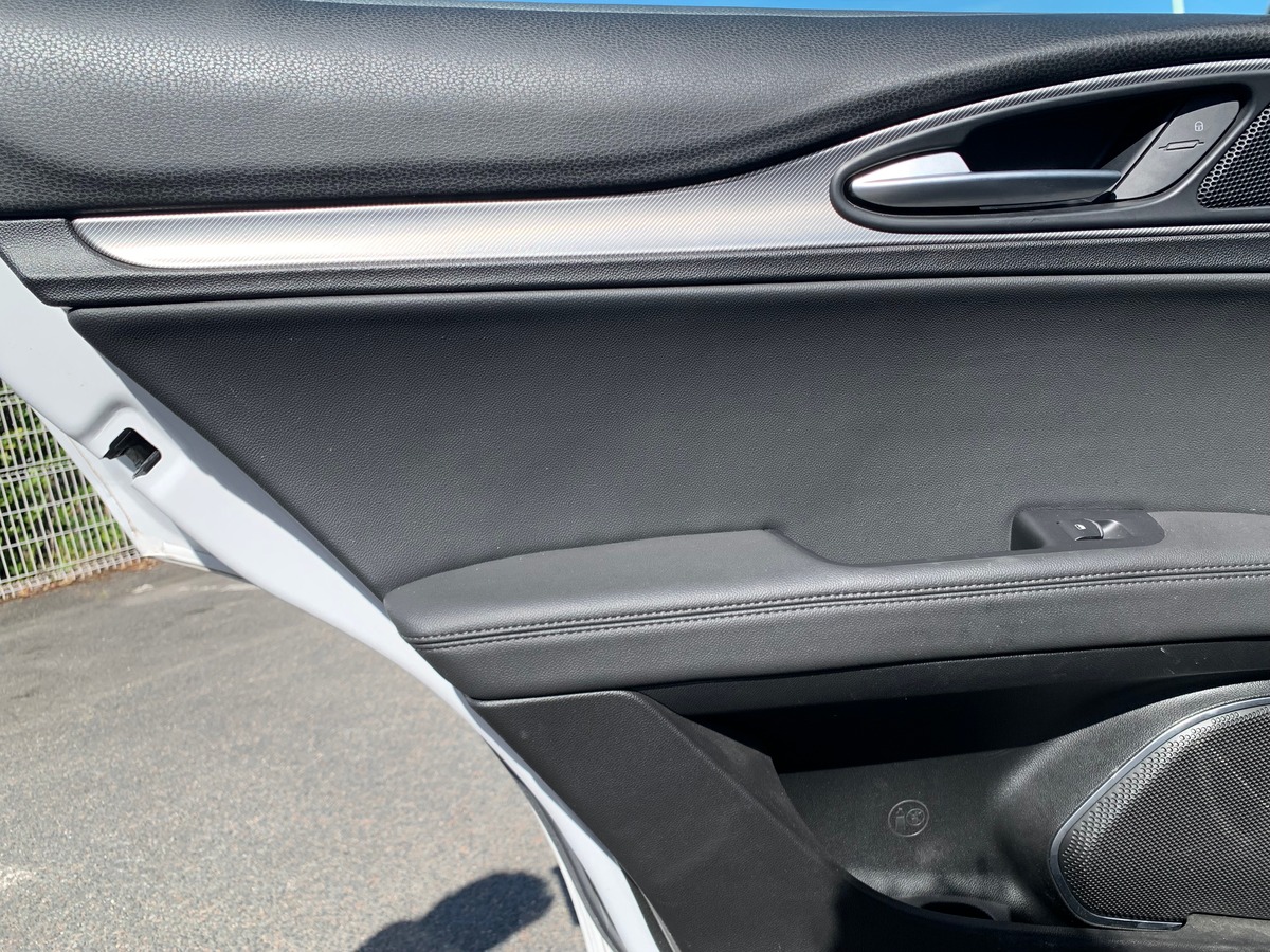 Alfa Romeo Stelvio 190 ch | Sprint | Caméra recul | Apple car Play | Coffre assisté électriquement