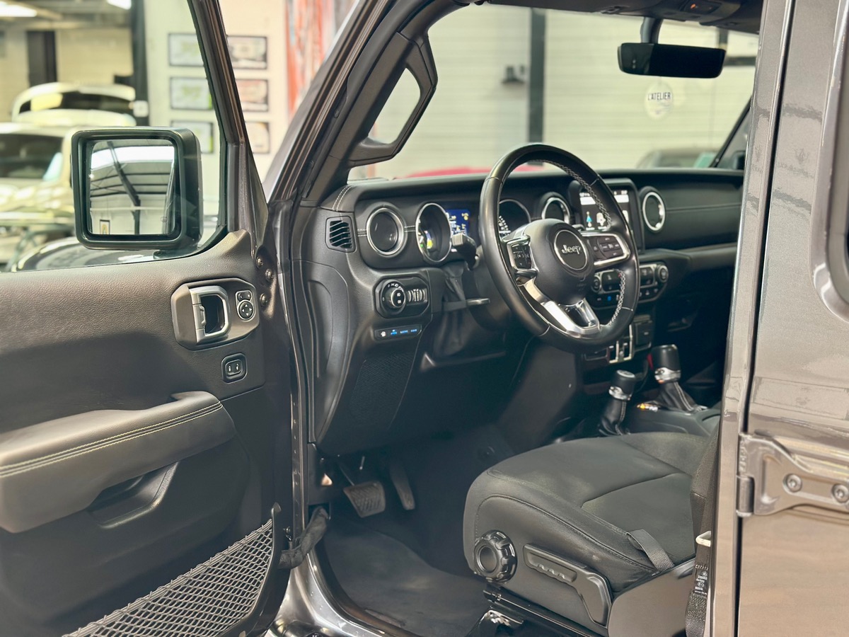 Jeep Wrangler IV 2.0 T 380 4XE Sahara 4WD