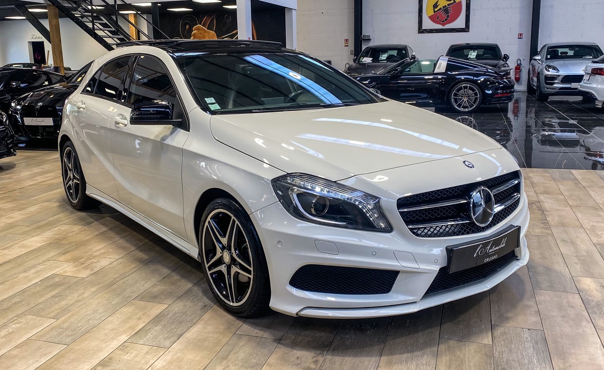 Mercedes-Benz Classe A 160D FASCINATION PACK AMG FULL 