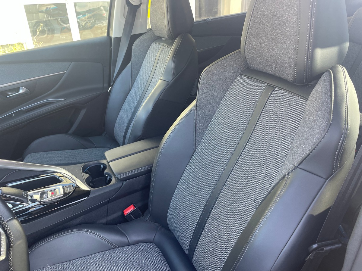 Peugeot 5008 1.5 BlueHDi EAT8 130 cv Boîte auto CARPLAY - 7 PLACES - CLIM AUTO - CAMERA DE RECUL