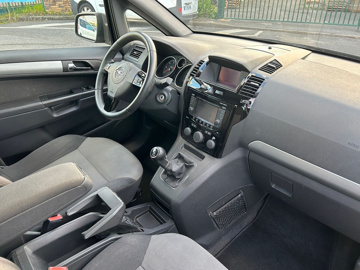 Opel Zafira 1.7 CDTI 125 CV 1er main 7 places 4XCBLeux