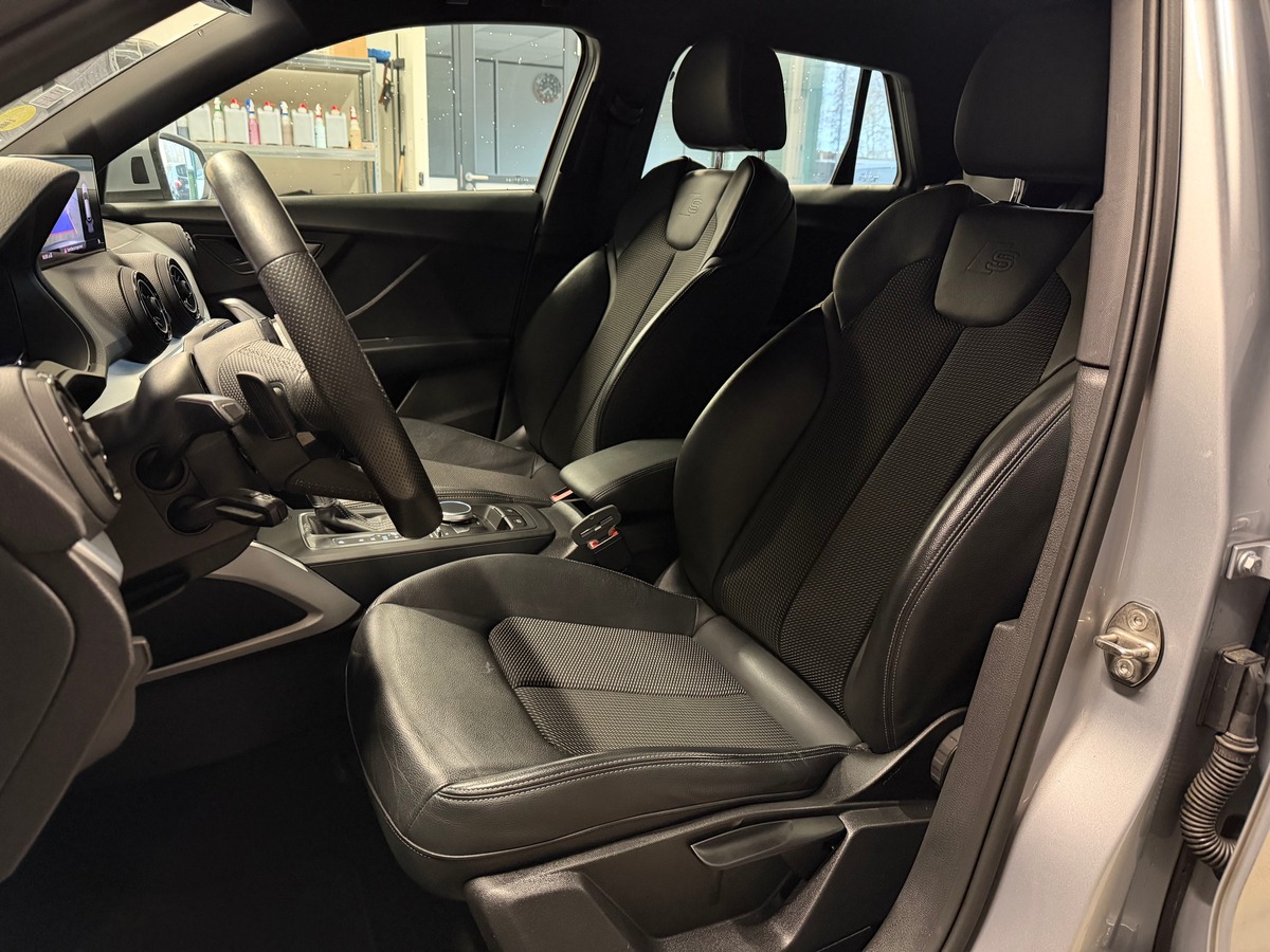 Audi Q2 35 tdi S Line Quattro Cock Pit / Caméra de Recul / Suivi Audi