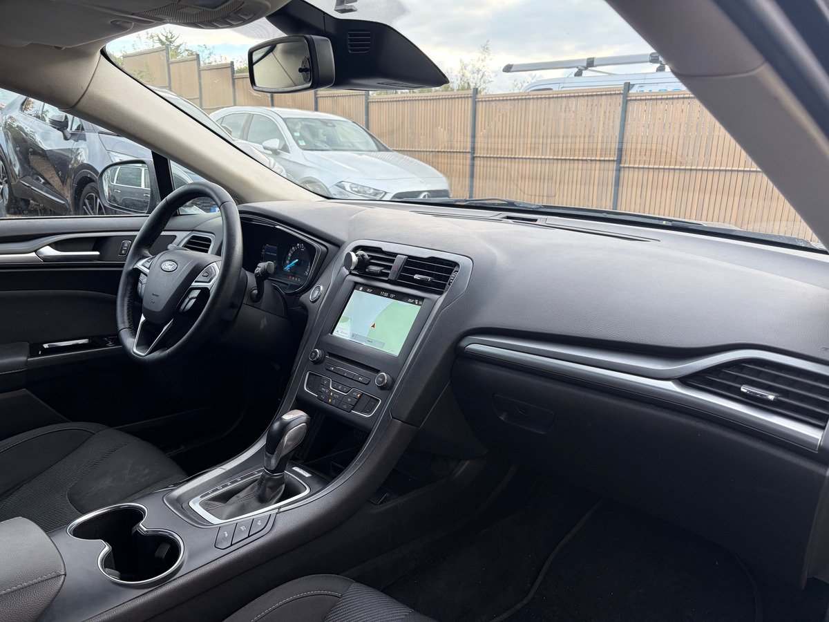 Ford Mondeo TITANIUM 2.0 i 187 cv Hybrid Boîte auto - CAMERA DE RECUL - ELIGIBLE UBER - GPS