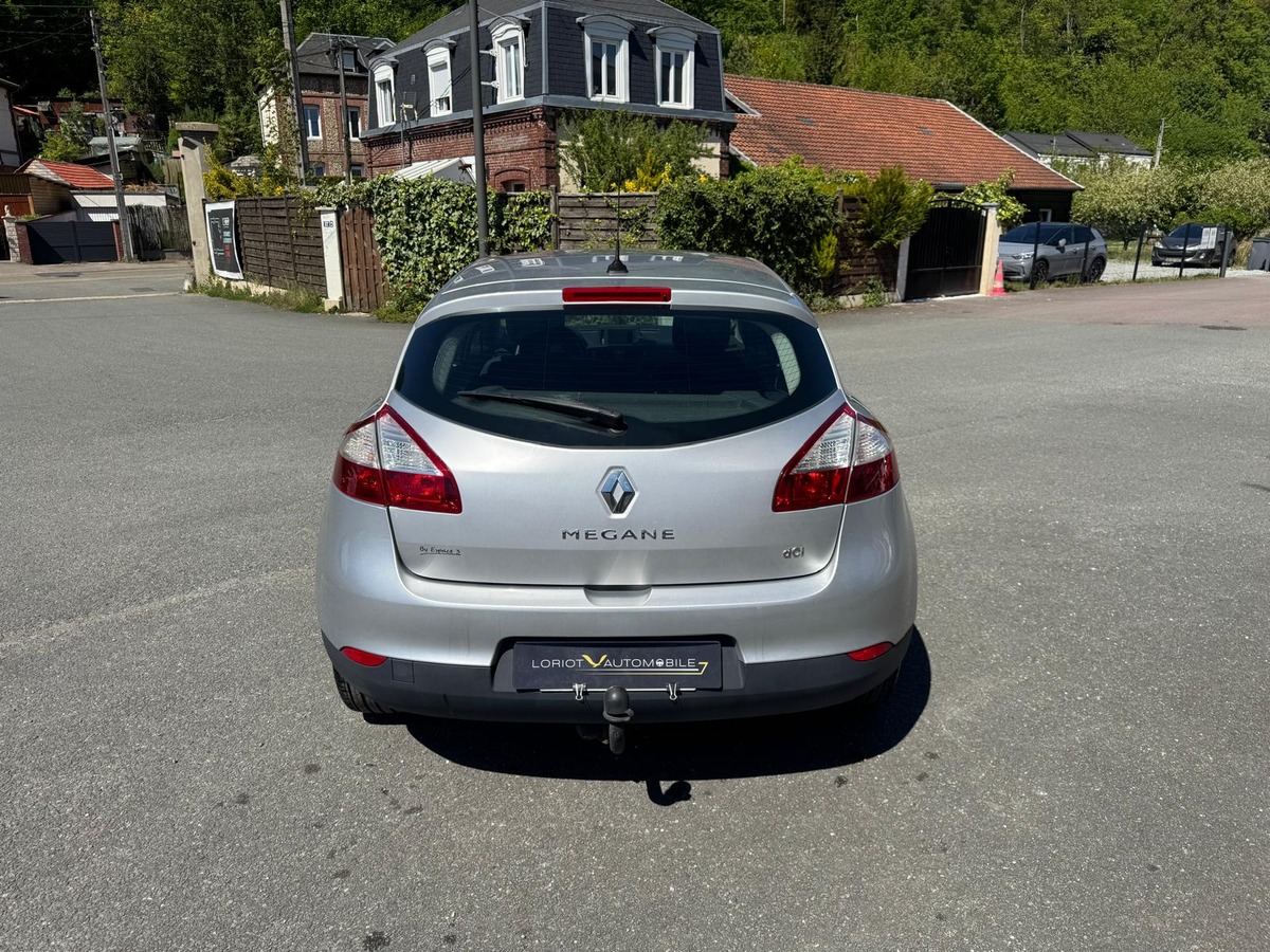 RENAULT Megane III 1.5 DCI 110CH EXPRESSION