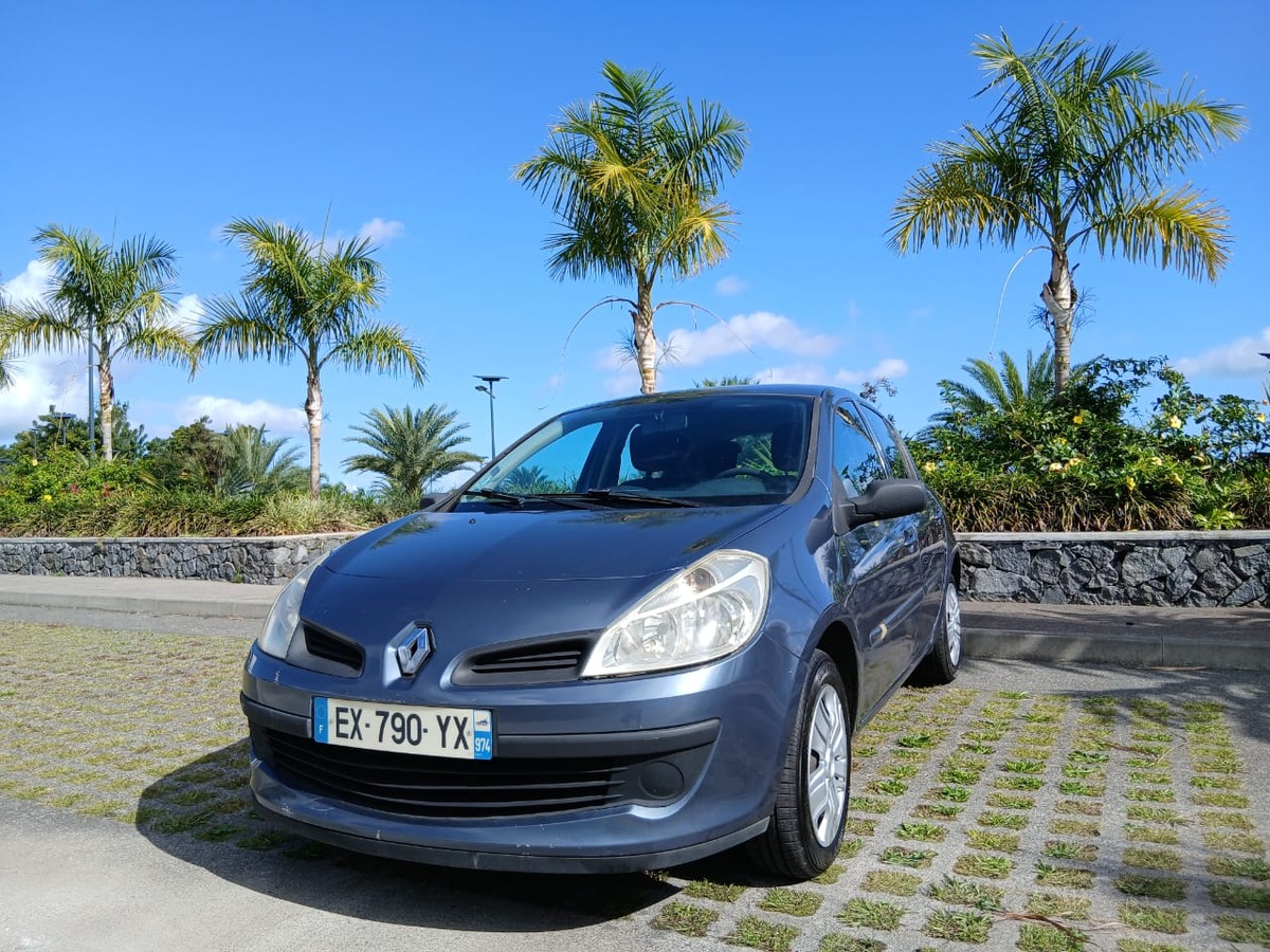 RENAULT Clio 3 1.5 DCI