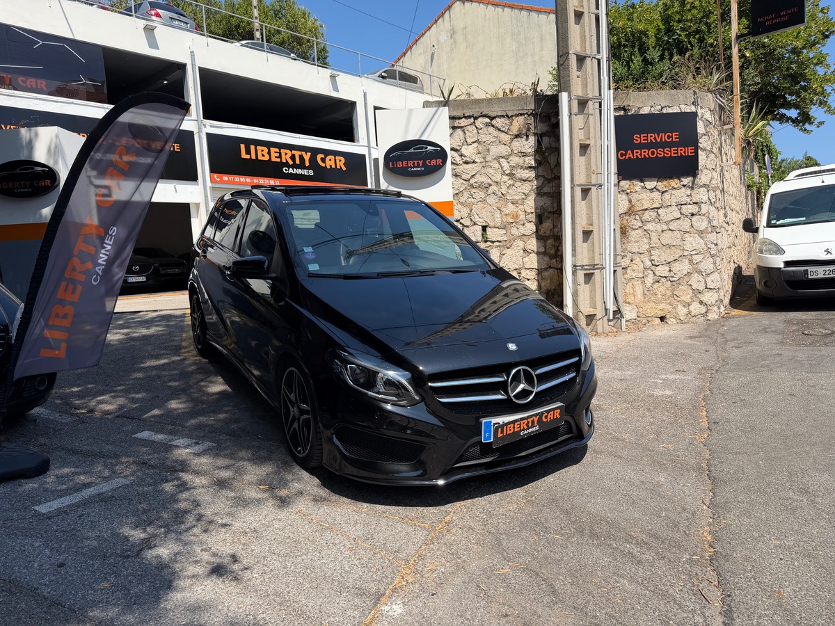 Mercedes Benz CLASSE B 200 1.6 i 156 CV / Pack AMG Fascination / Phase 2 /Toit Ouvrant / 1 er Main