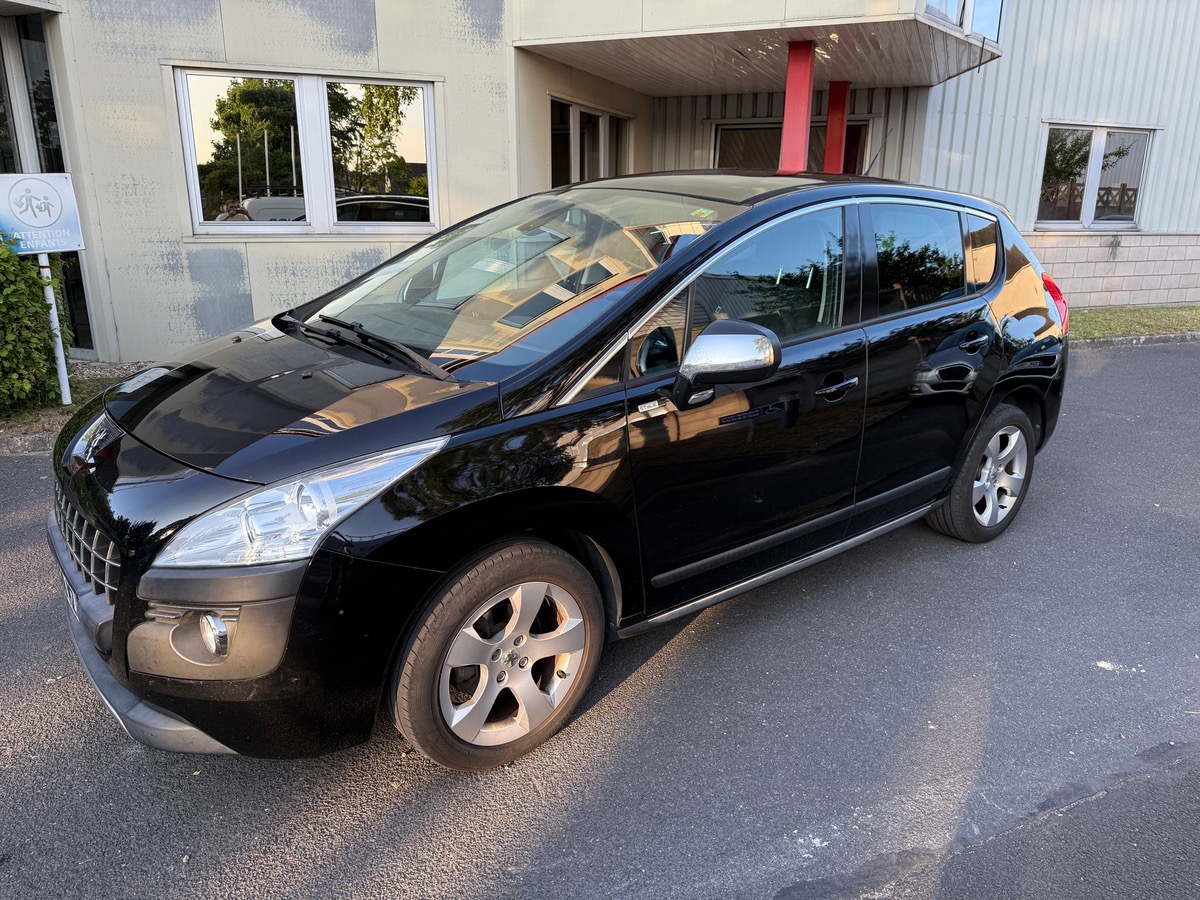 Peugeot 3008 1.6 HDI 115 CV style 1er main 4XCBL