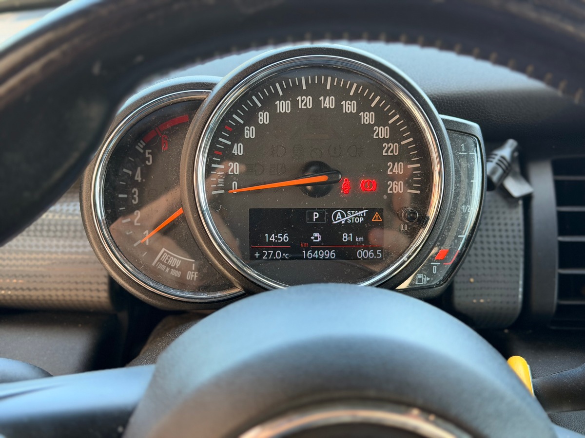 Mini Cooper D Cabriolet 1.5 d DCT7 116 cv
