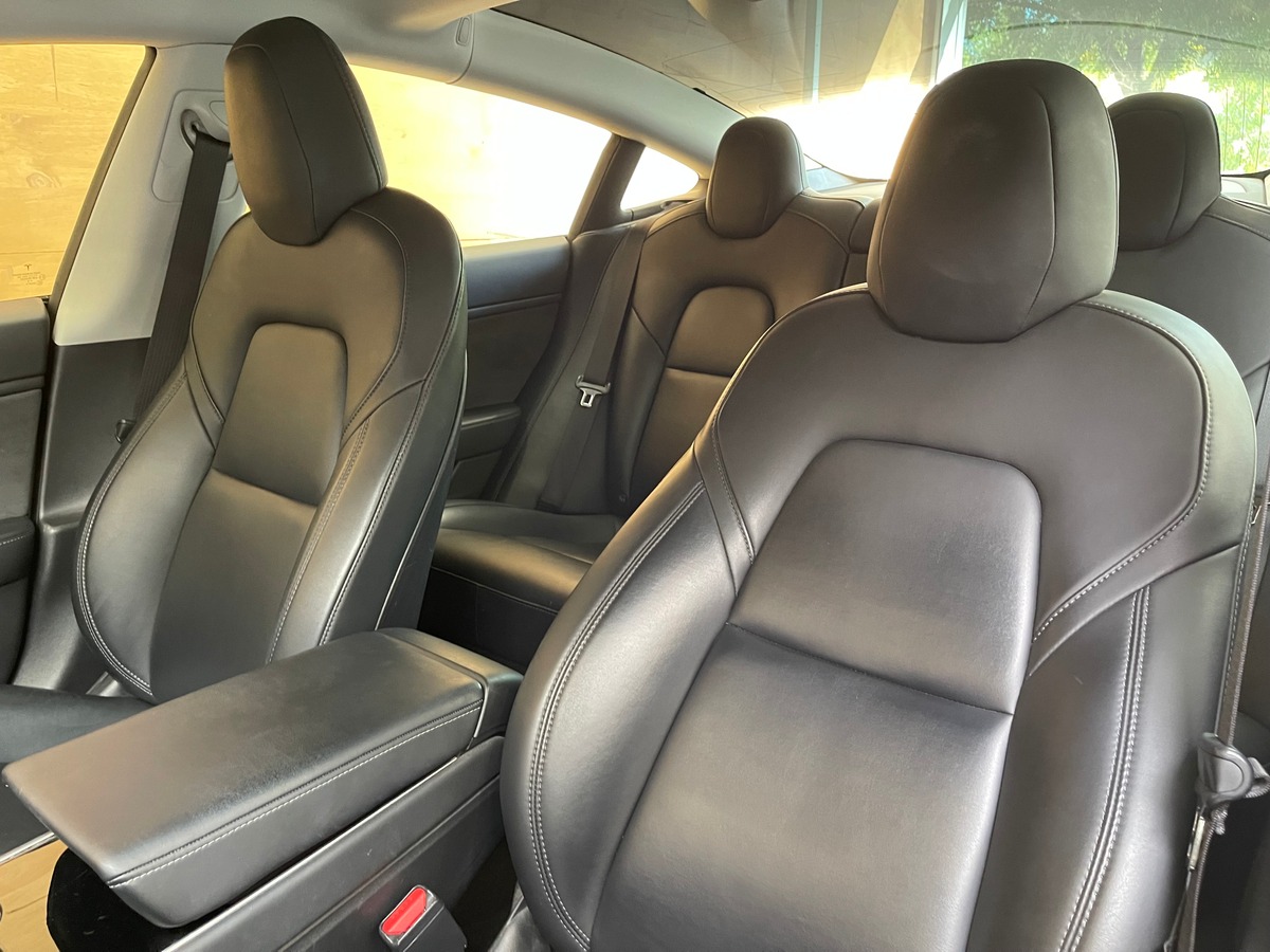 Tesla Model 3 FSD STANDARD RANGE // ATTELAGE // LIVRAISON POSSIBLE