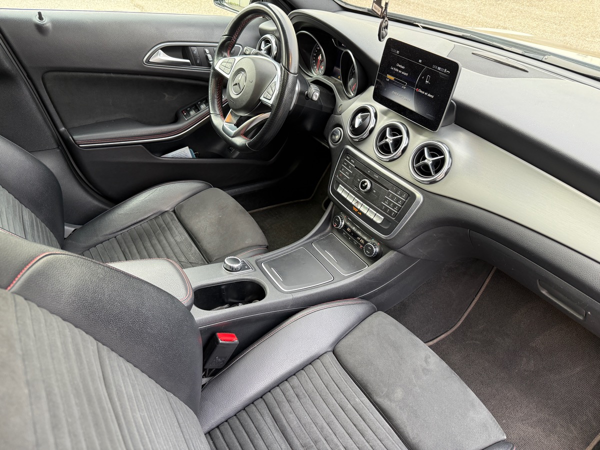 Mercedes-Benz GLA Phase 2 200 1.6 i 7G-DCT 156 cv FASCINATION AMG, Suivi Complet Mercedes,