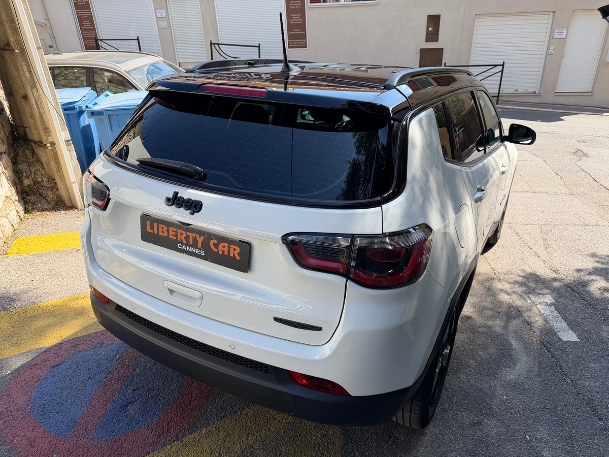 Jeep Compass 1.6 CRD 120 CV / Brooklyn Edition/ CarPlay / Caméra de Recul / Pack Black / Phase 2