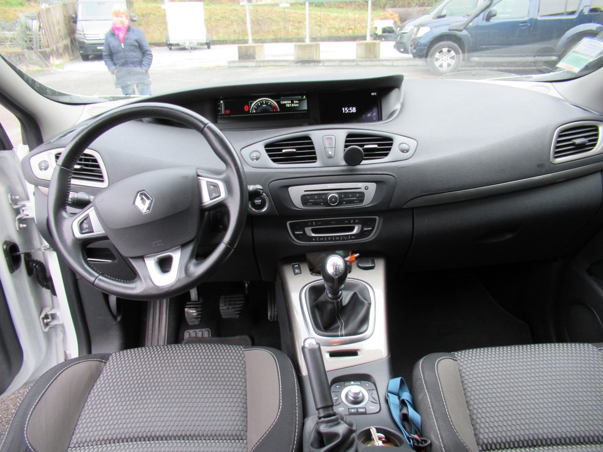 RENAULT Scenic XMOD 1.6 DCI 130