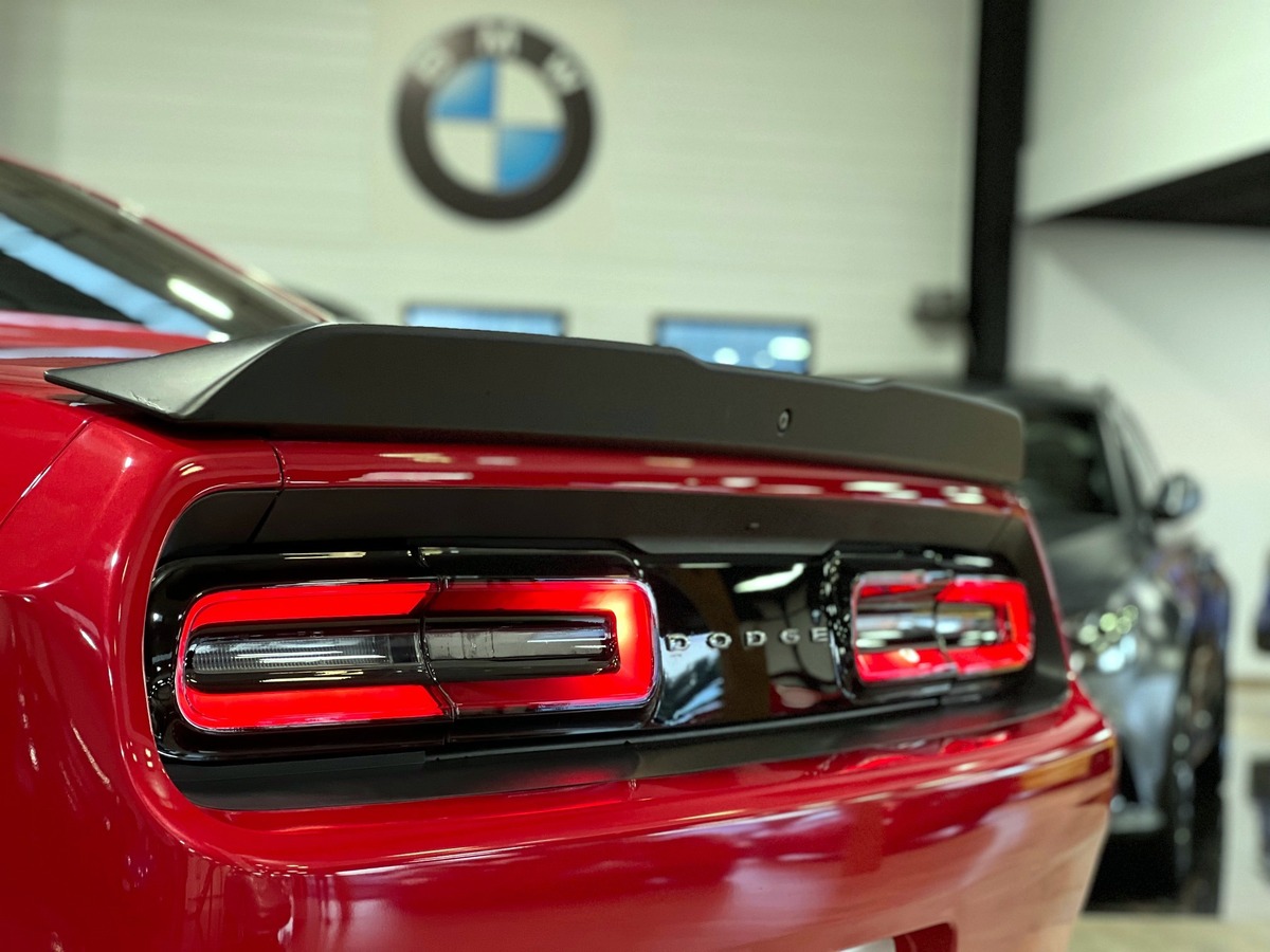Dodge Challenger V8 HEMI 5.7 371  R/T PLUS TO