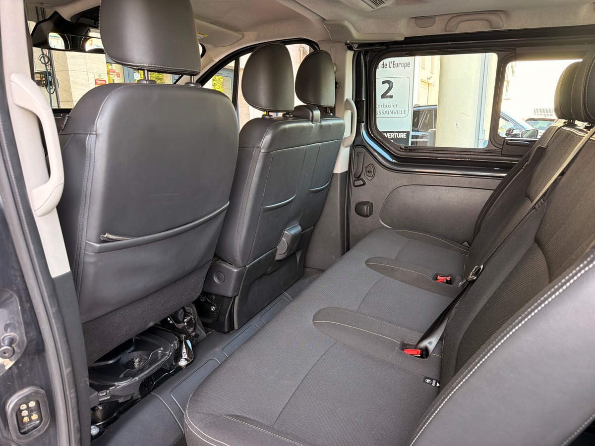 Nissan Primastar (X82) Combi L1H1 2.8T 2.0 dCi DCT6 150 cv Boîte auto