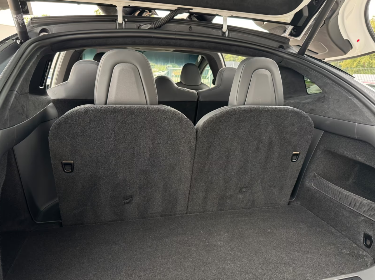 Tesla Model X Dual Motor Palladium/7 places/Pilote Automatique Amélioré/Attelage/TVA