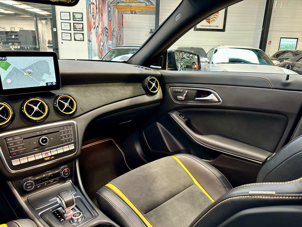 Mercedes-Benz CLA (2) 45 AMG 381 Yellow Night Edition 4Matic 7G-DCT Full