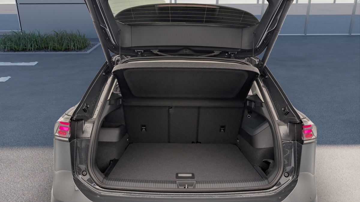 Volkswagen Tiguan NOUVEAU 1.5 eTSI 150CV DSG7 LIFE PLUS