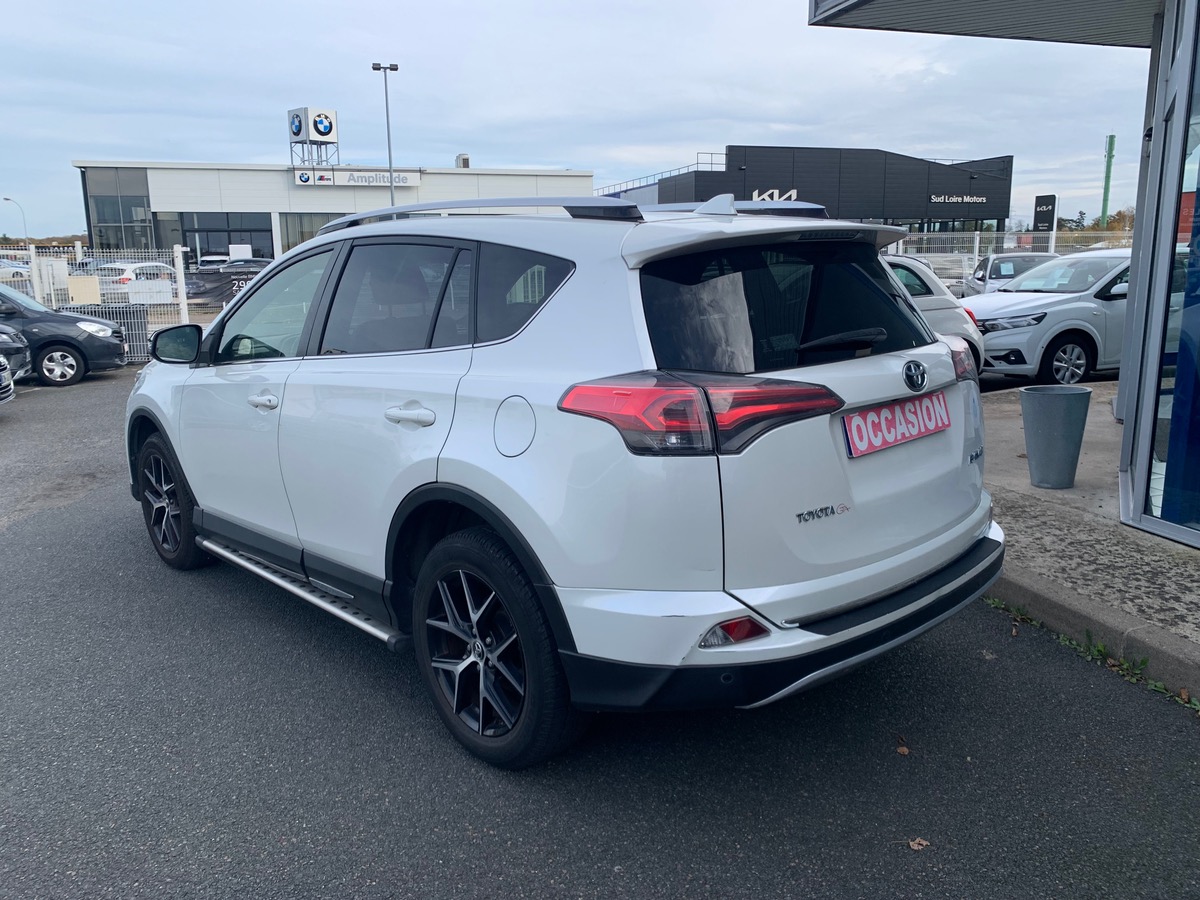 Toyota RAV4 143 | DESIGN | D-4D | 2WD | GPS | Caméra recul | Sièges avant sport | Régulateur vitesse