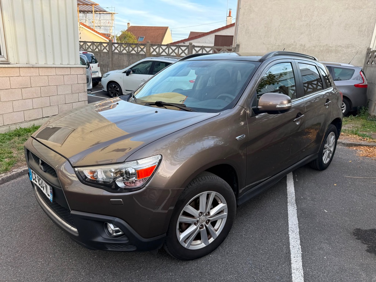 Mitsubishi ASX 1.8 D-ID 115 CV intenses 1ers main garantis 6 mois