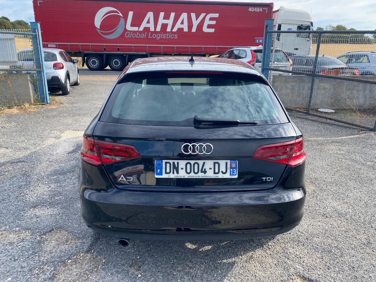 Audi A3 1.6 tdi 110cv sportback 1ère main 166015km
