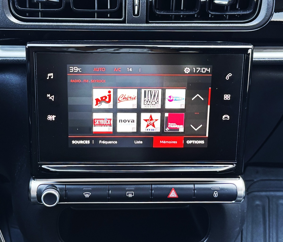 Citroën C3 (2) C-SERIES 1.5 BLUEHDI 100 Ch / 1ere MAIN / LEDS VISION / CARPLAY / CLIM - 86500 kms
