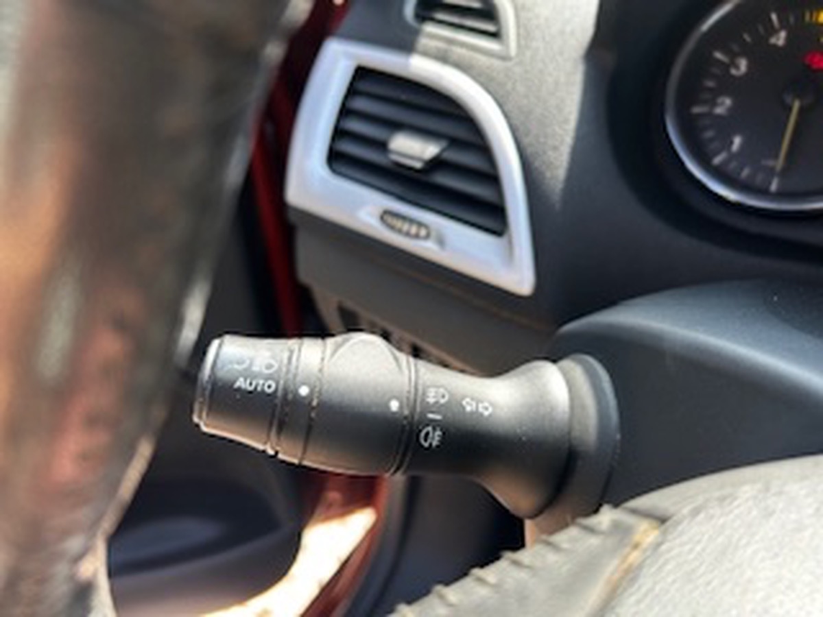 RENAULT Megane III COUPE 2.0 DCI DYNAMIQUE