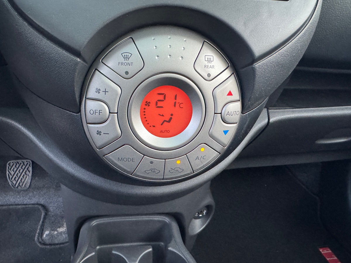 Nissan Micra 1.2 80 ELLE