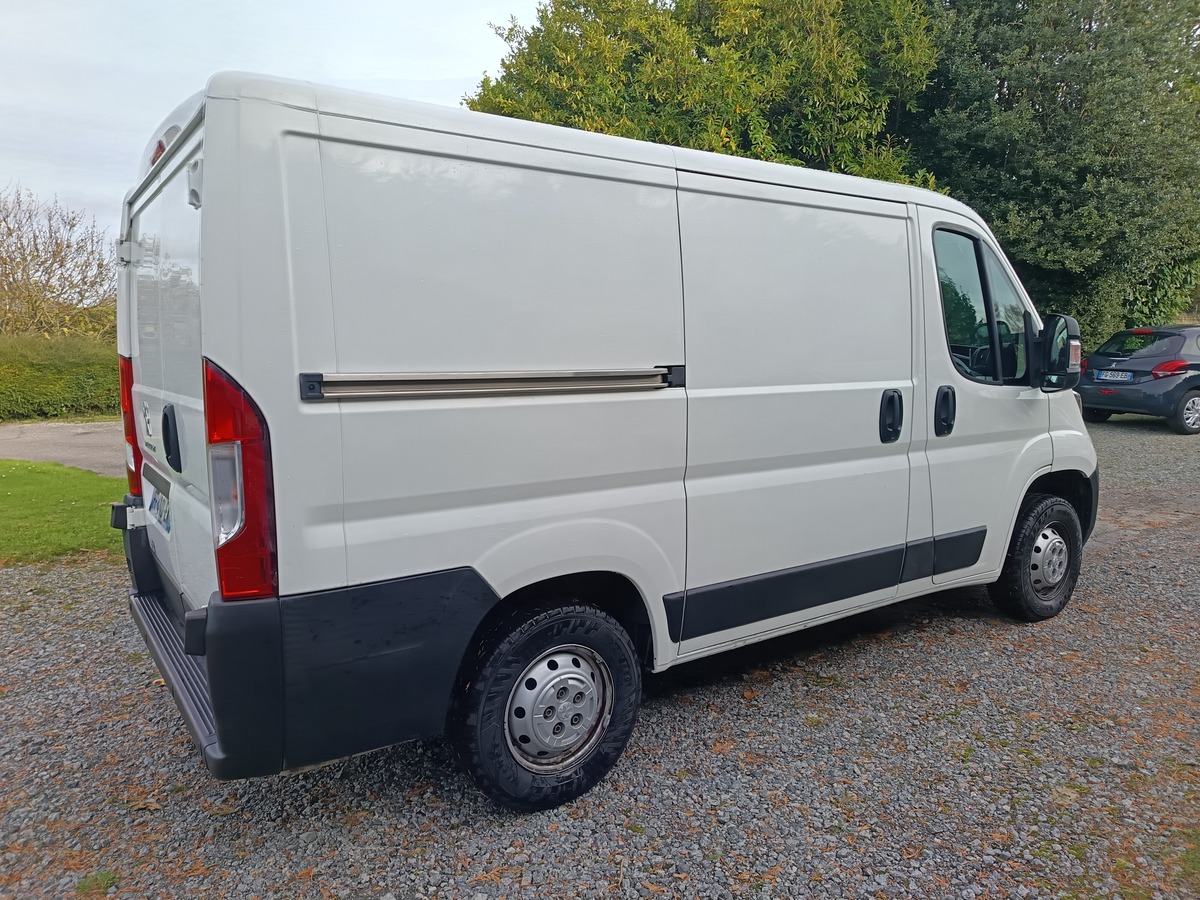 Peugeot Boxer Fg L1H1 2.0 BLUEHDI 110 CH CLUB TVA RECUPERABLE GTIE 6 MOIS