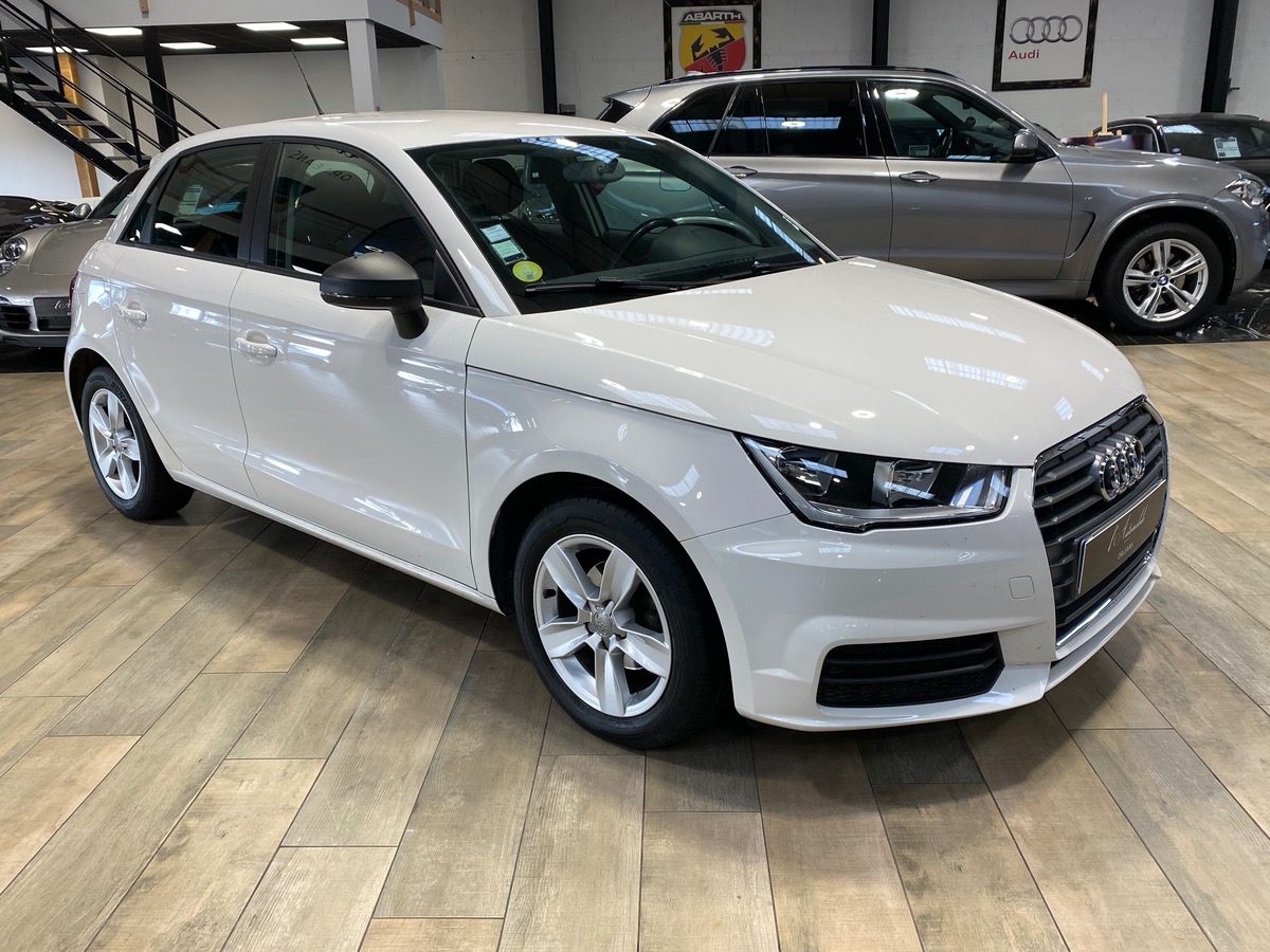 Audi A1 Sportback phase 2 1.4 TDI 90 ch AMBIENTE