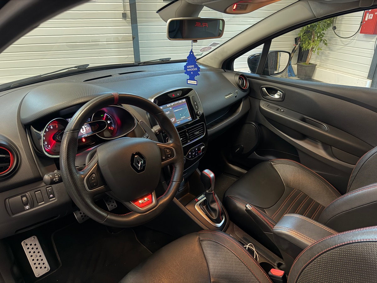 RENAULT Clio RS TROPHY Phase 2 1.6 T 16V EDC6 220 cv Boîte auto