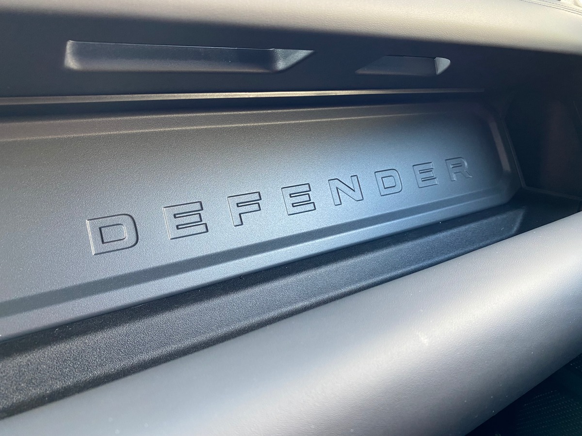 LAND ROVER DEFENDER 110 P400E HSE COUPE DU MONDE / 18850 KMS