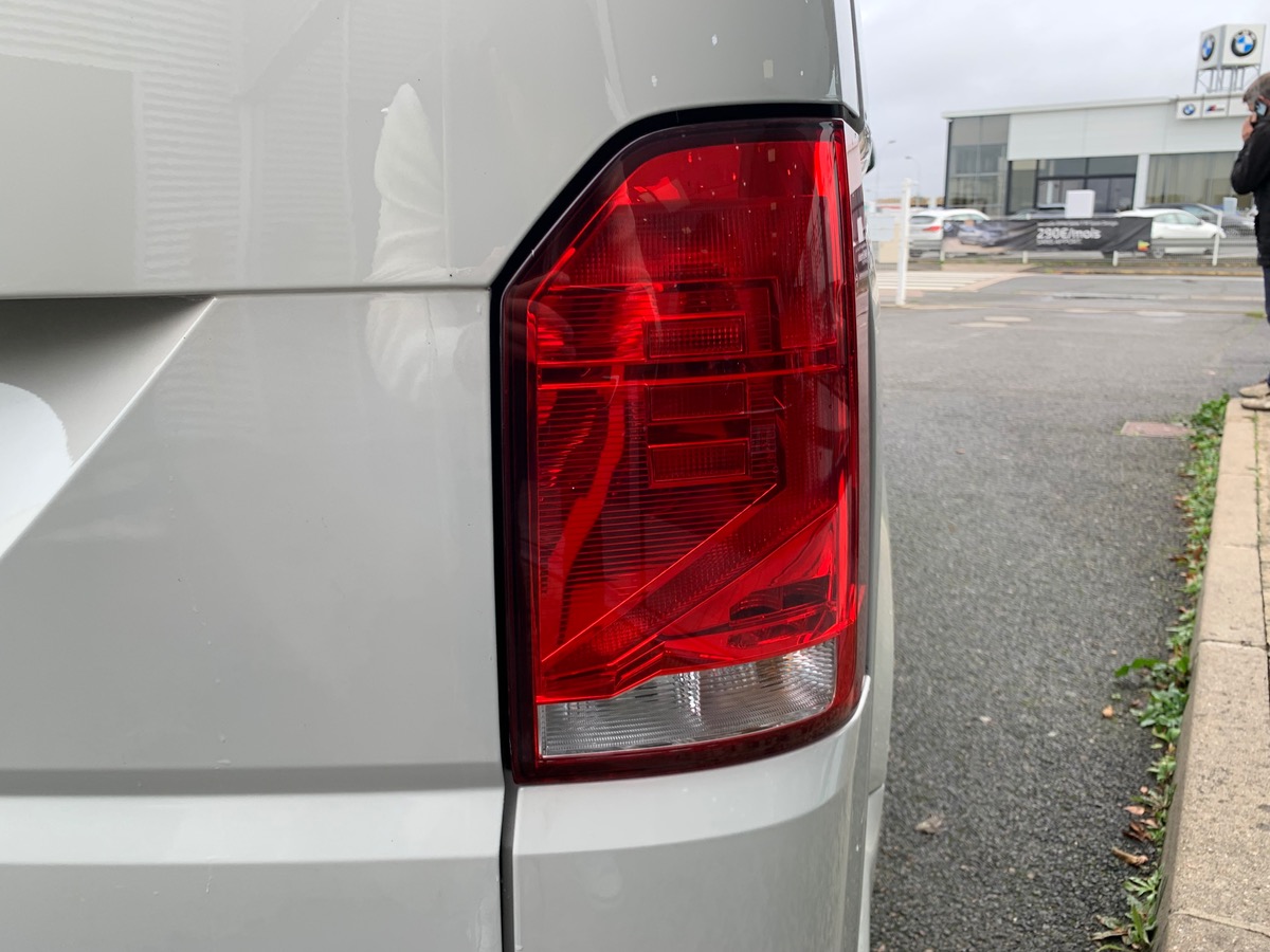 Volkswagen California 150 | COAST | Premiére Main | Attelage | Rallonge lit | Pneus Toutes Saisons