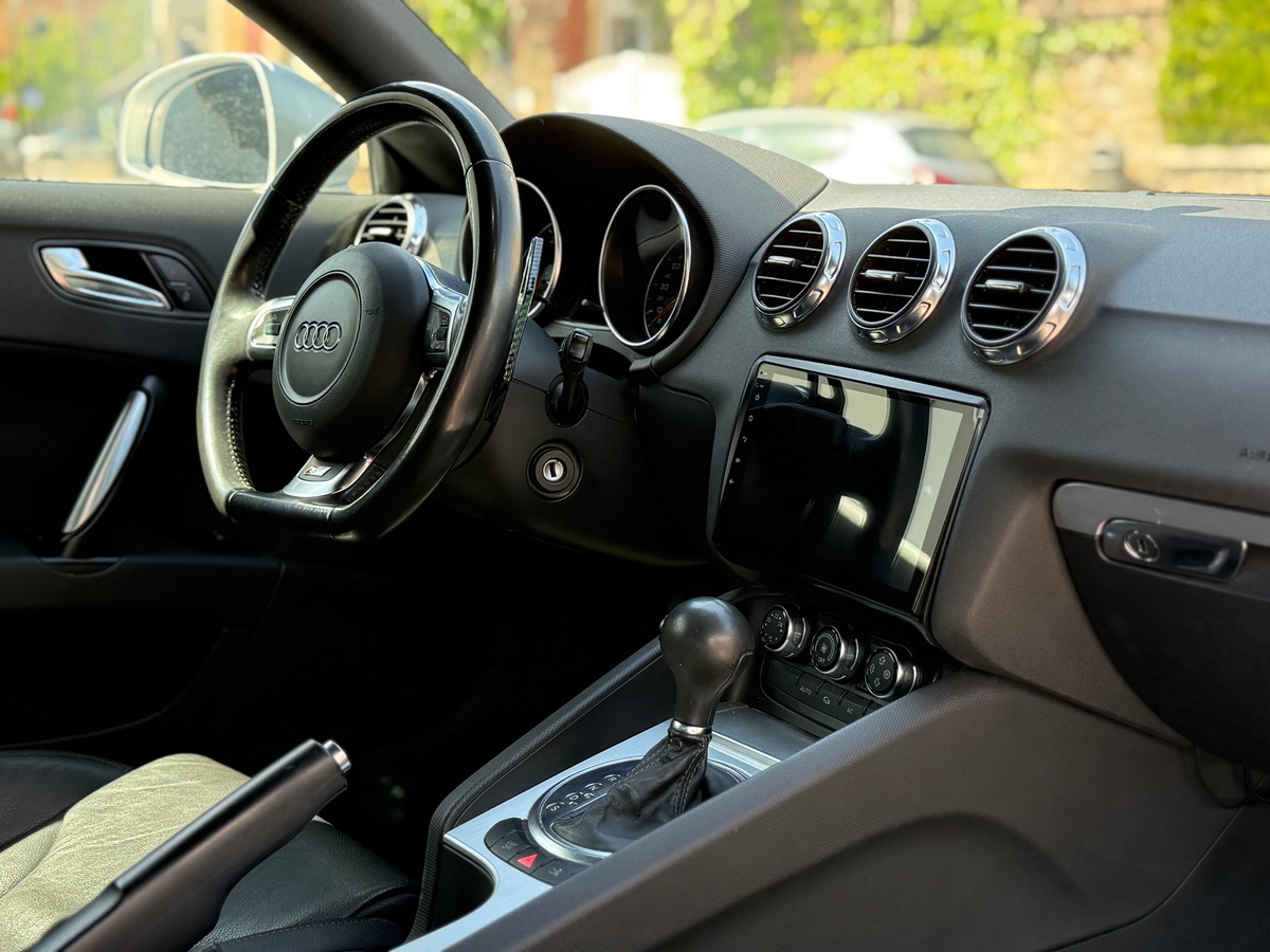 Audi TT série 2 Coupé 2.0 TFSi 16V 200 cv Boîte auto