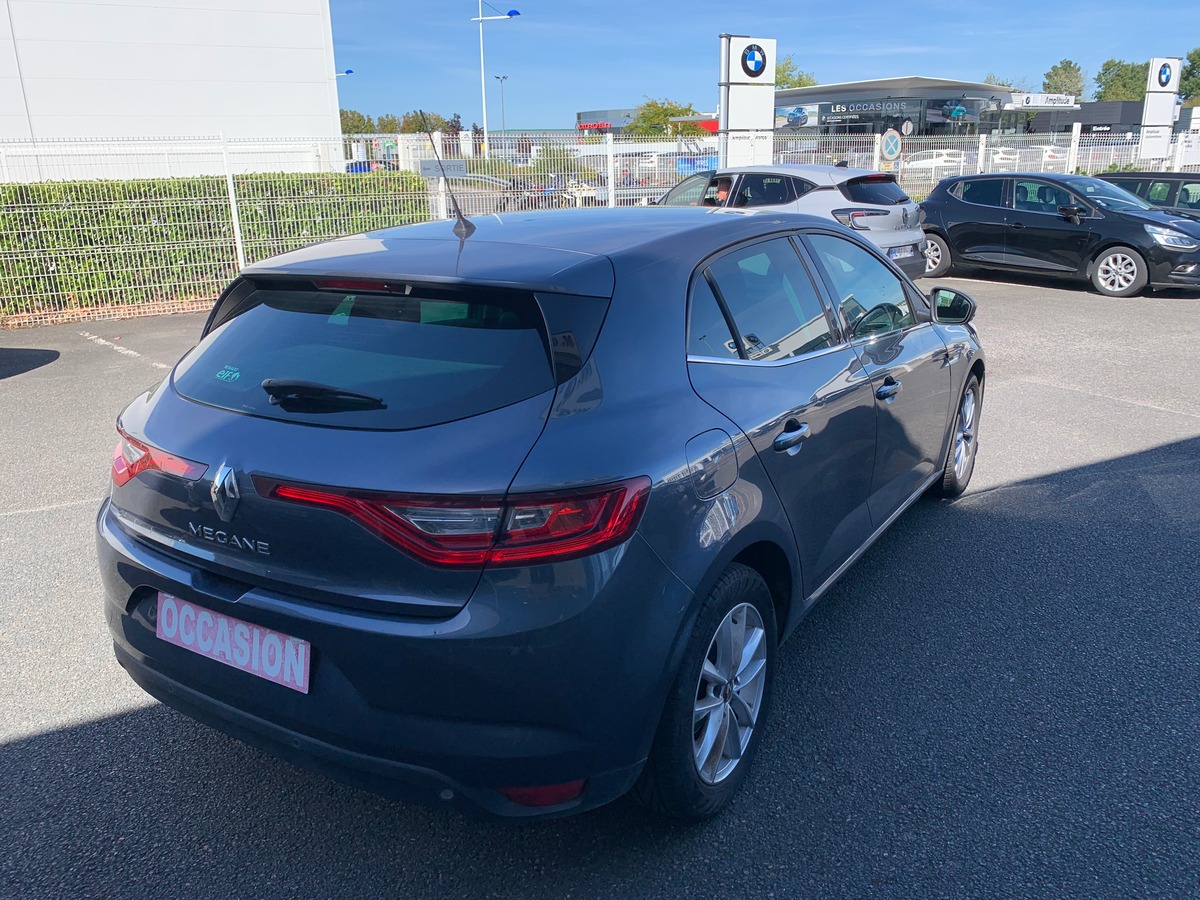 RENAULT Megane IV 110 ch | Business | Régulateur de vitesse | GPS | Boite automatique | Roue secours