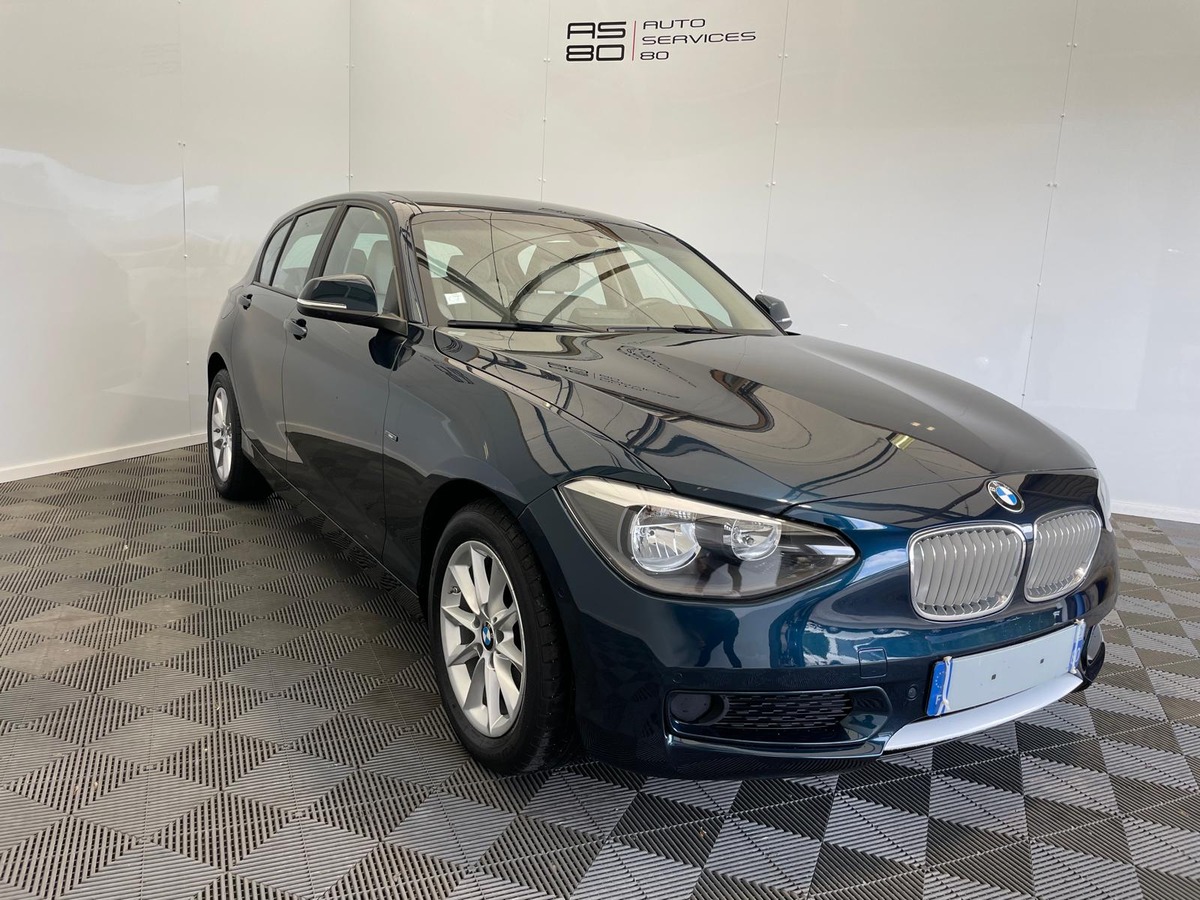 Bmw Série 1 116 i 136 cv URBAN   PREMIERE MAIN