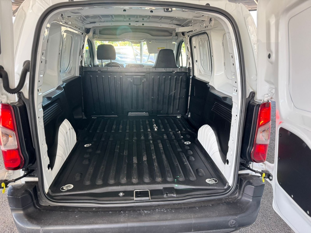 Citroën Berlingo 1.5 DIESEL 2021 SPORT AUTO