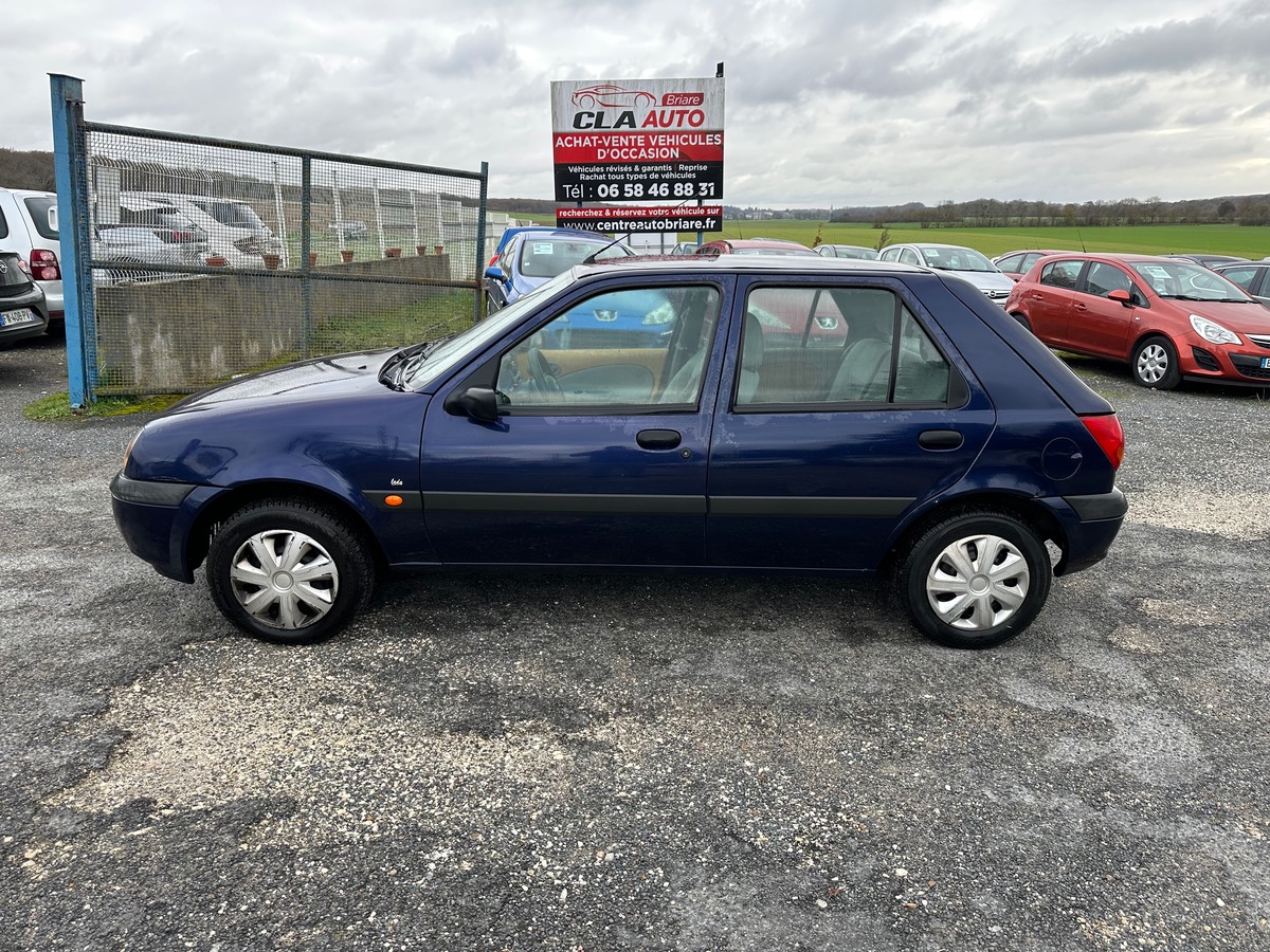 Ford Fiesta 1.25i  75cv petit prix 