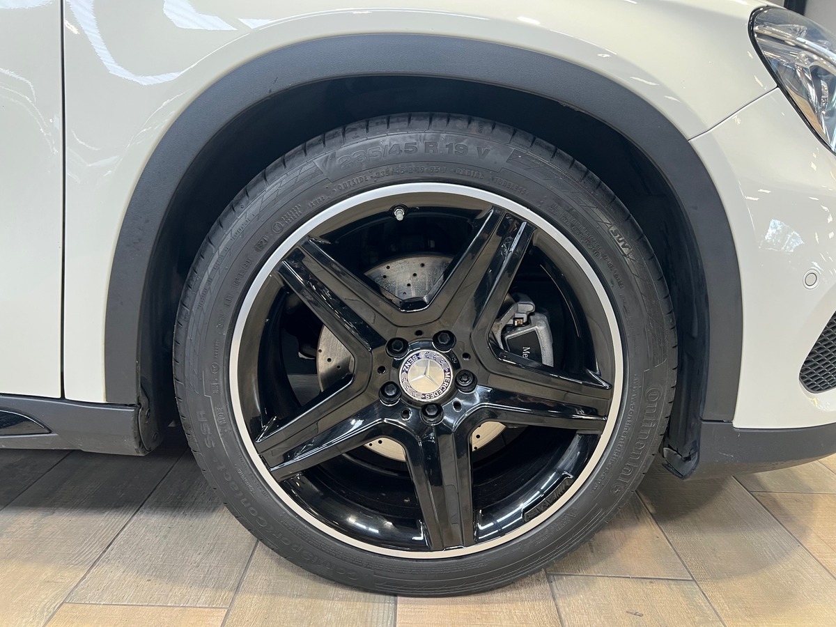 Mercedes-Benz Classe GLA 250 i 211 FASCINATION AMG 4MATIC 7G-DCT