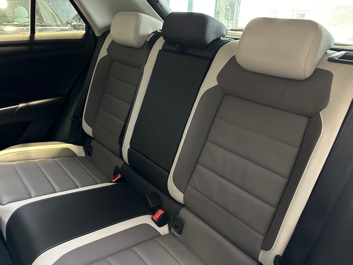 Volkswagen T-Roc CARAT EXCLUSIVE 1.5 TSI 16V DSG7 150 cv Boîte auto