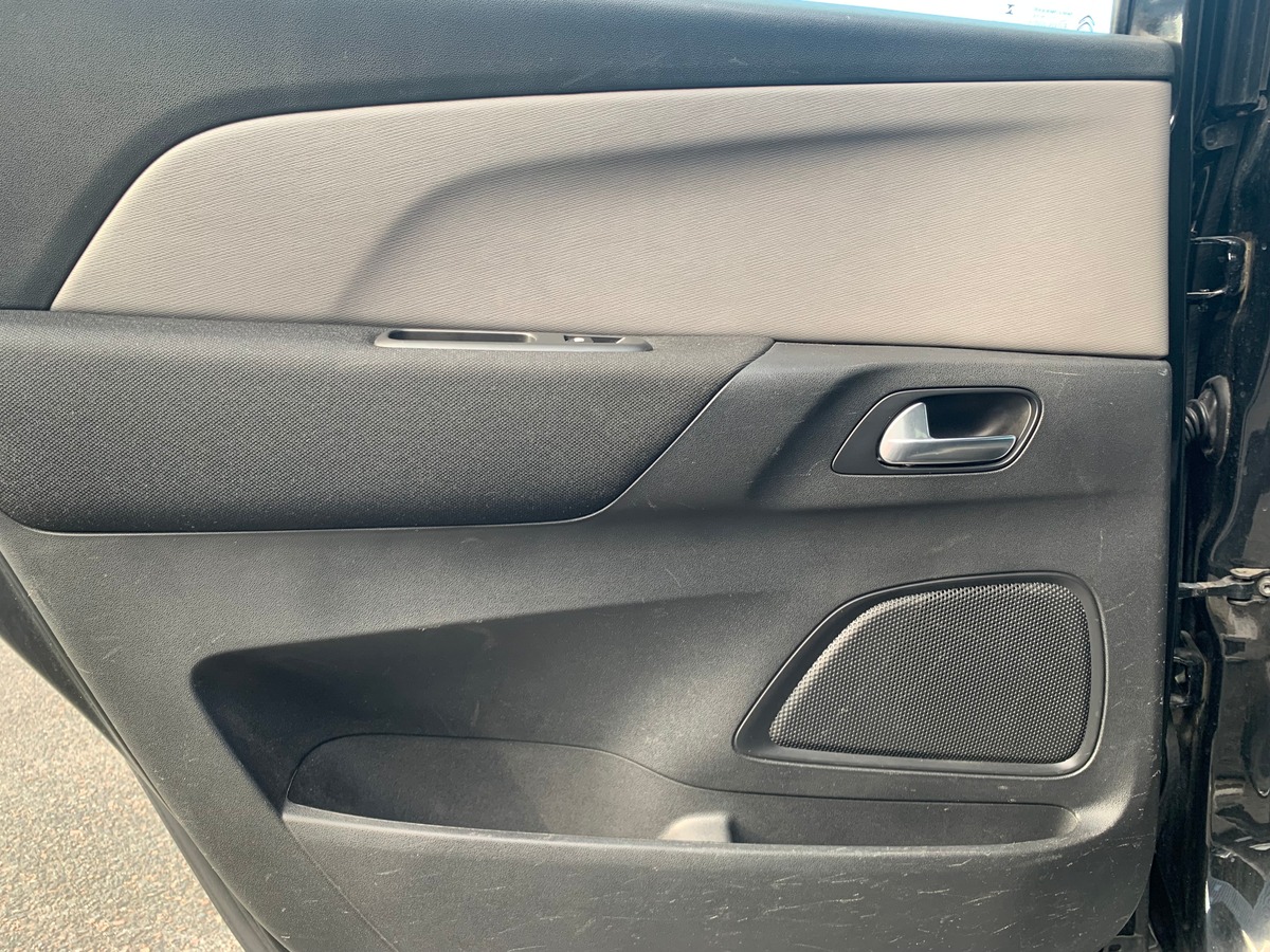 Citroën C4 SpaceTourer 120 chevaux | Live | Régulateur vitesse | Apple car Play Android auto | GPS