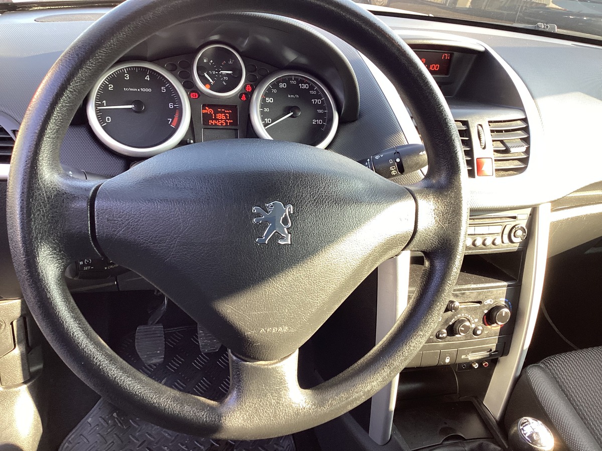 Peugeot 207+ Plux