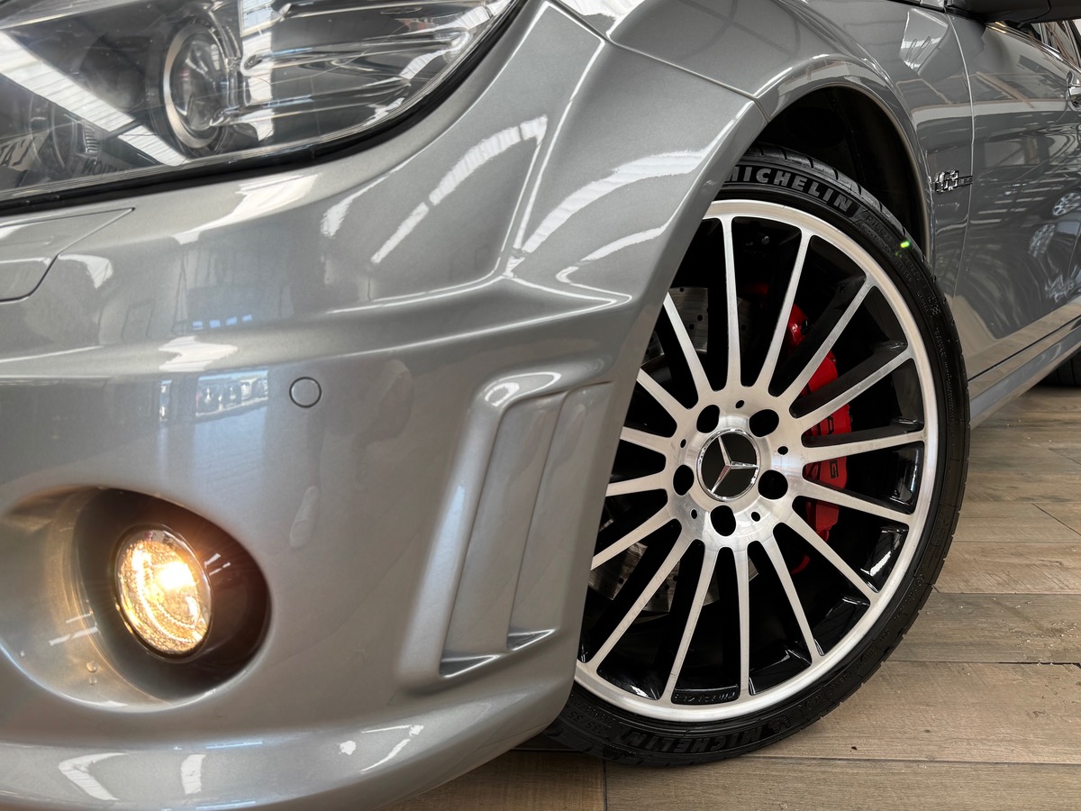 Mercedes-Benz Classe C C63AMG PERFORMANCE PLUS V8 487CV TO/CAM/CARBONE/HARMAN