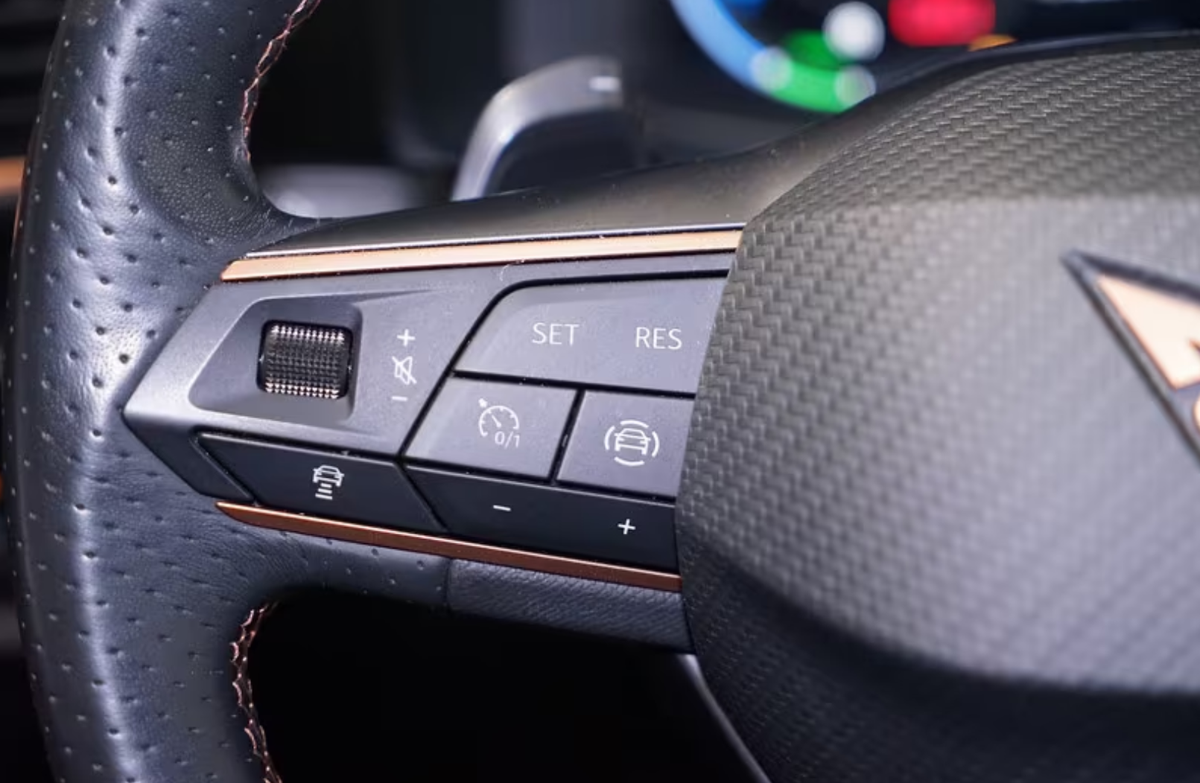 Cupra Formentor 1.4 e-HYBRID 245ch VZ DSG6 Attelage