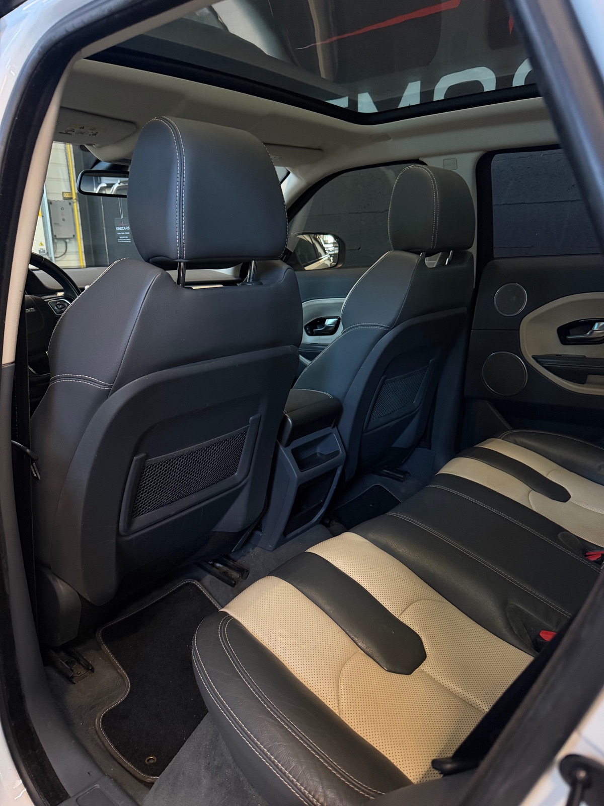 Land-Rover Range Rover Evoque 2.2 TD4 150 BVA DYNAMIC