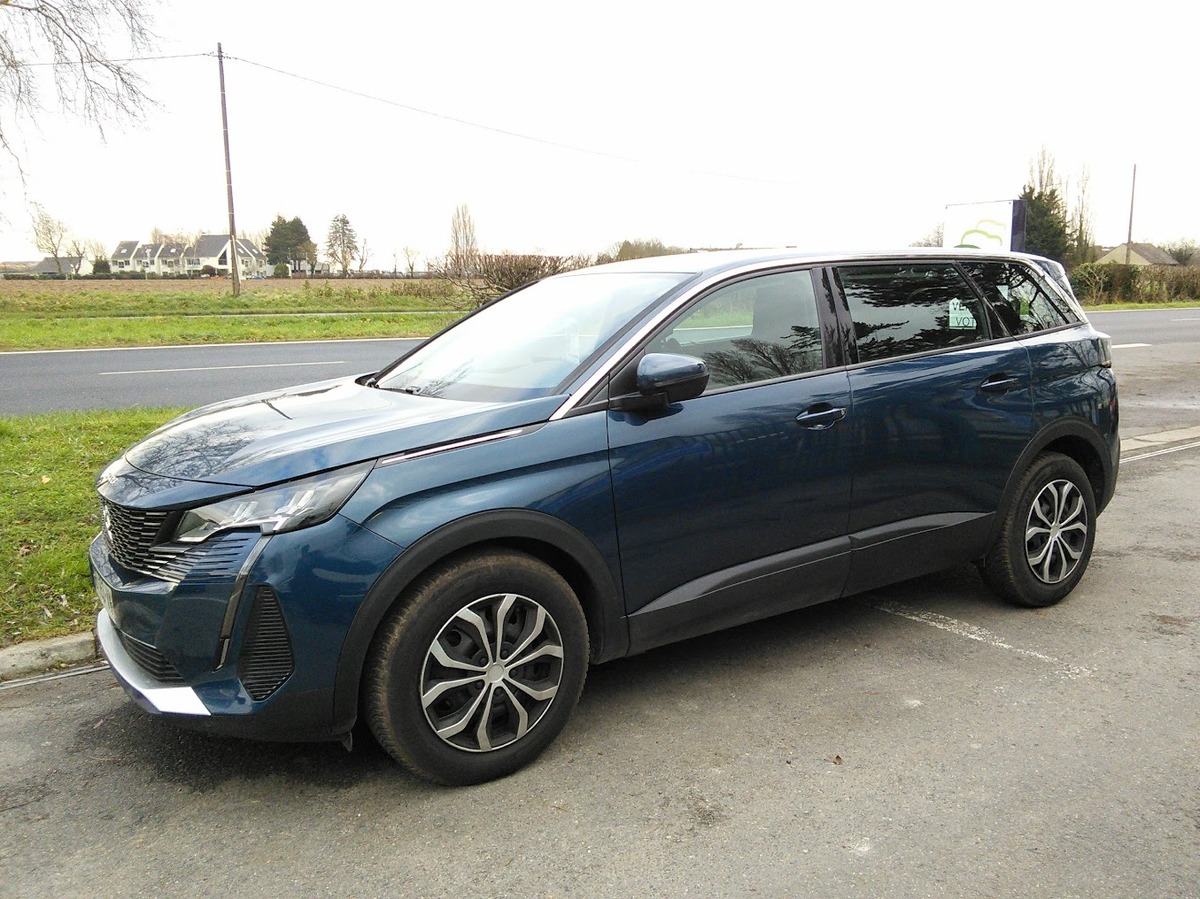Peugeot 5008 1.5 BleuHDI EAT8 130 ACTIVE PACK 7 PLACES - Première main
