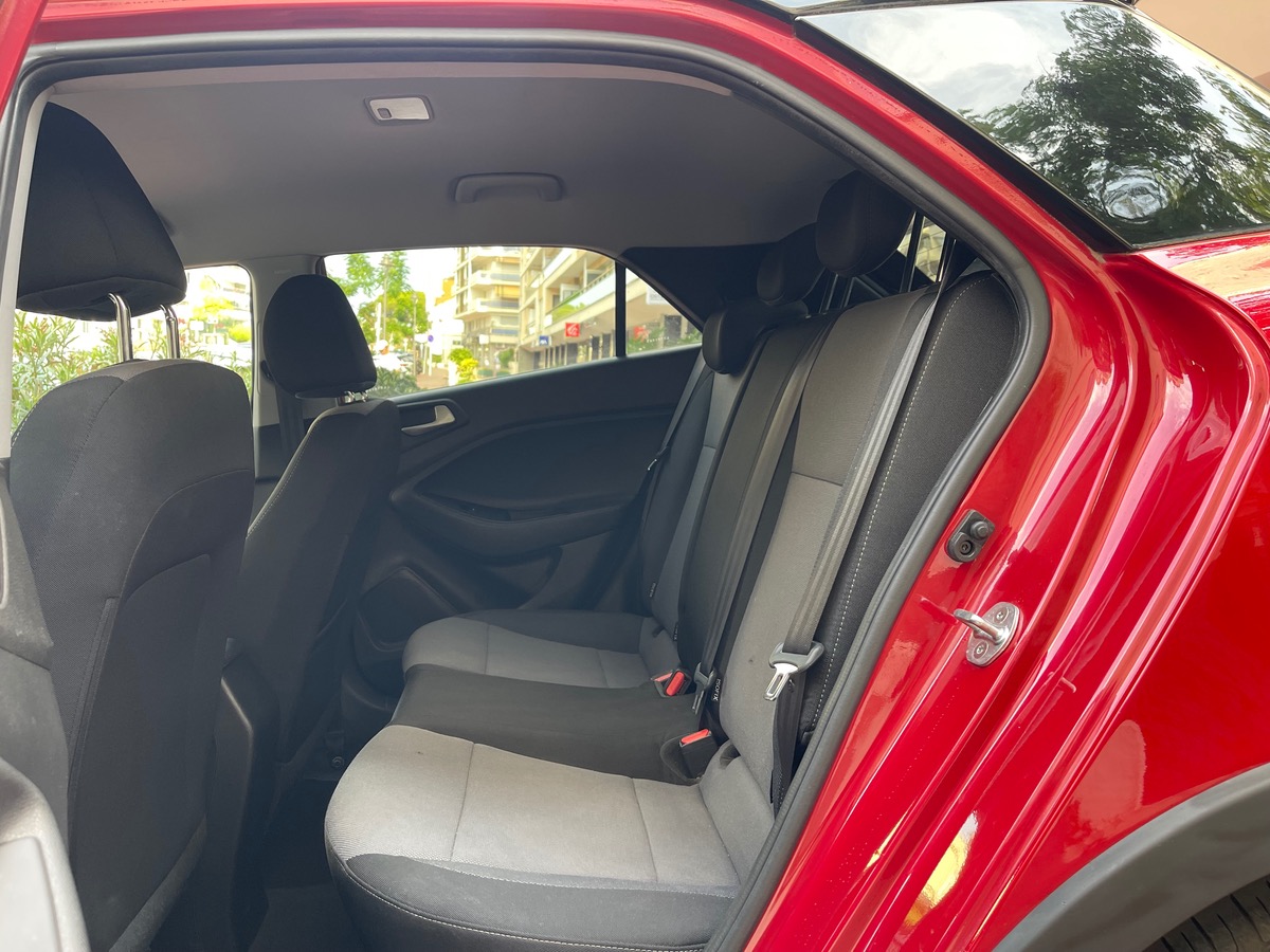 Hyundai i20 T-GDI 100 CV  Phase 2 / CarPlay / Caméra /Boîte auto / Jantes