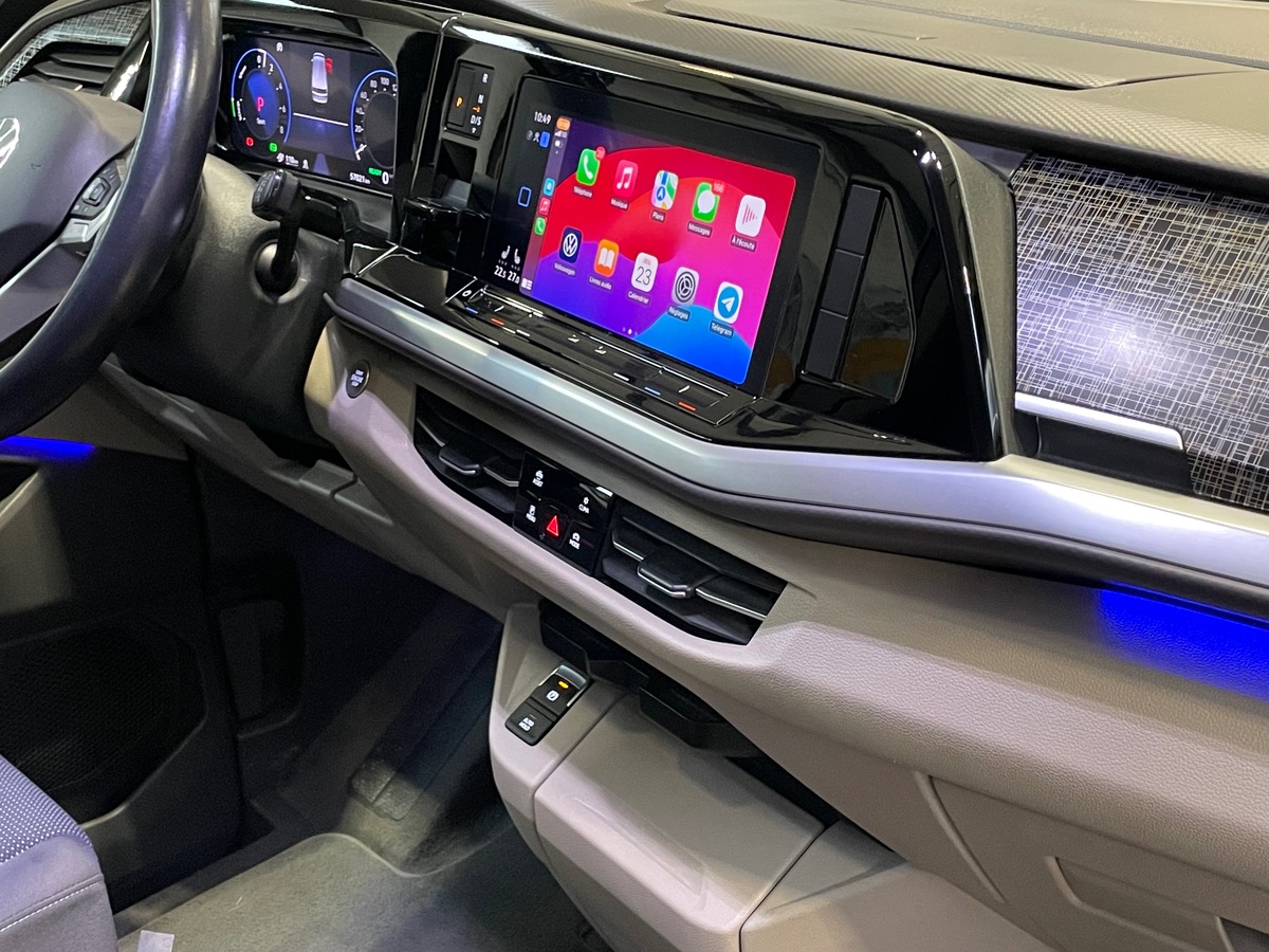 Volkswagen Multivan COURT 1.4 e.HYBRID 218CV DSG6 - ENERGETIC - CARPLAY/CAMERAS/LED AMBIANCE