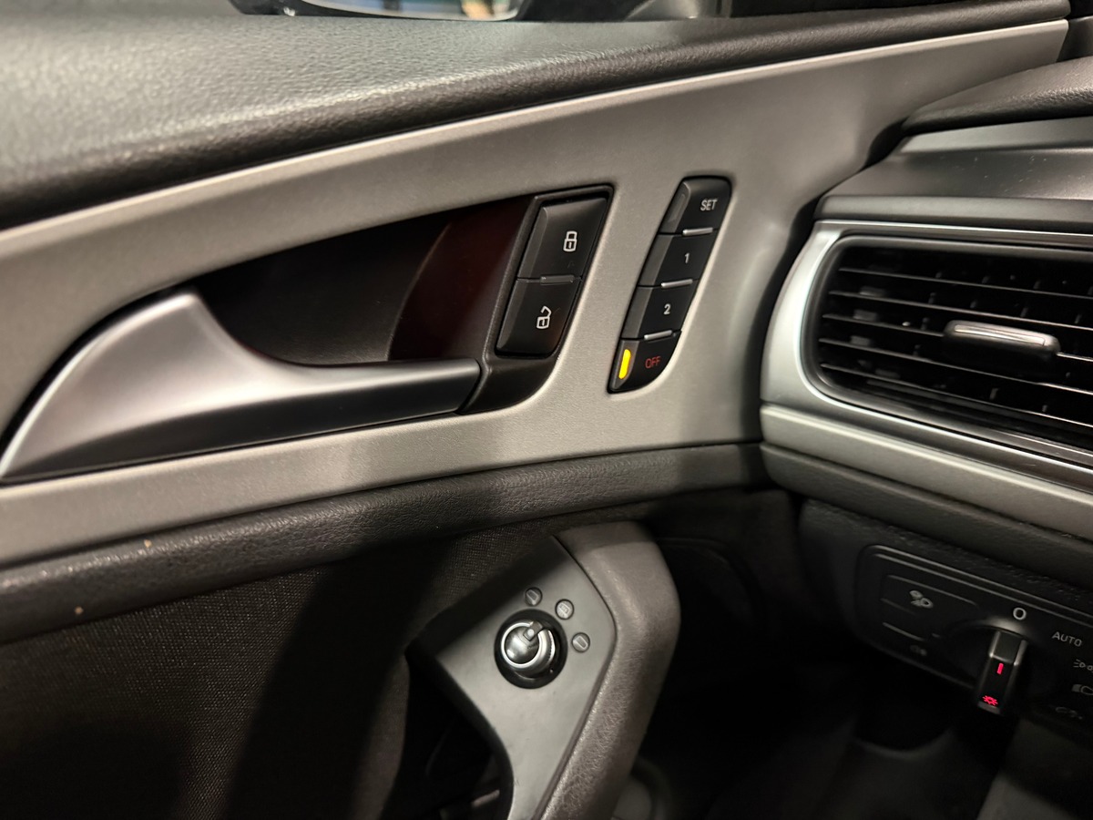 Audi A6 Avant 3.0 tdi Caméra de recul / Sièges Av Chauffant / Démarrage sans clé
