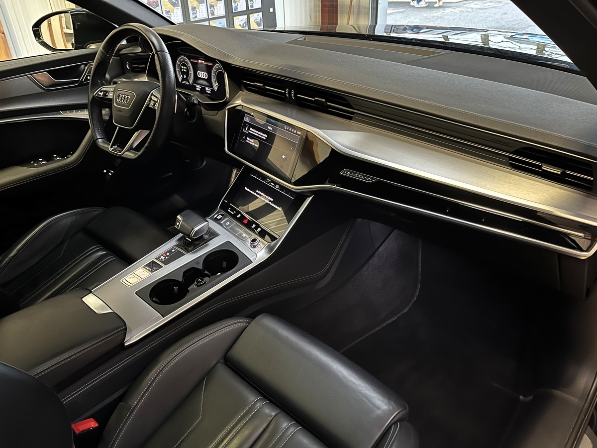 Audi A6 Avant V AVANT 2.0 55 TFSIE 367 QUATTRO COMPETITION S TRONIC 7
